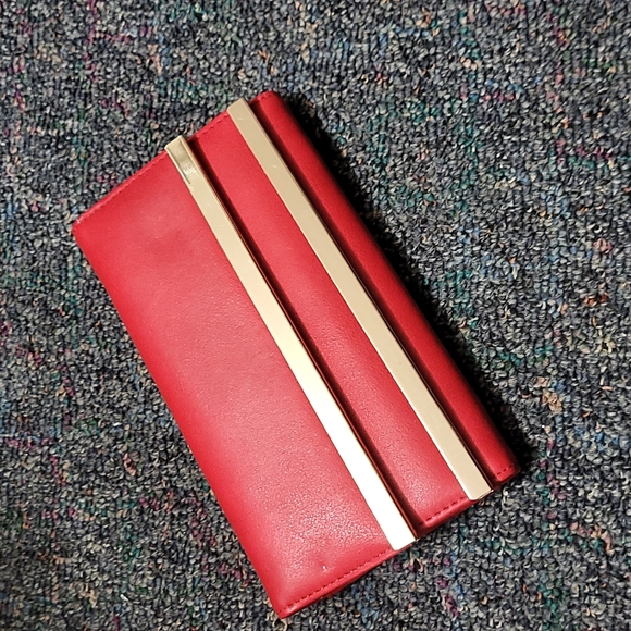 Red wallet - Picture 4 of 5